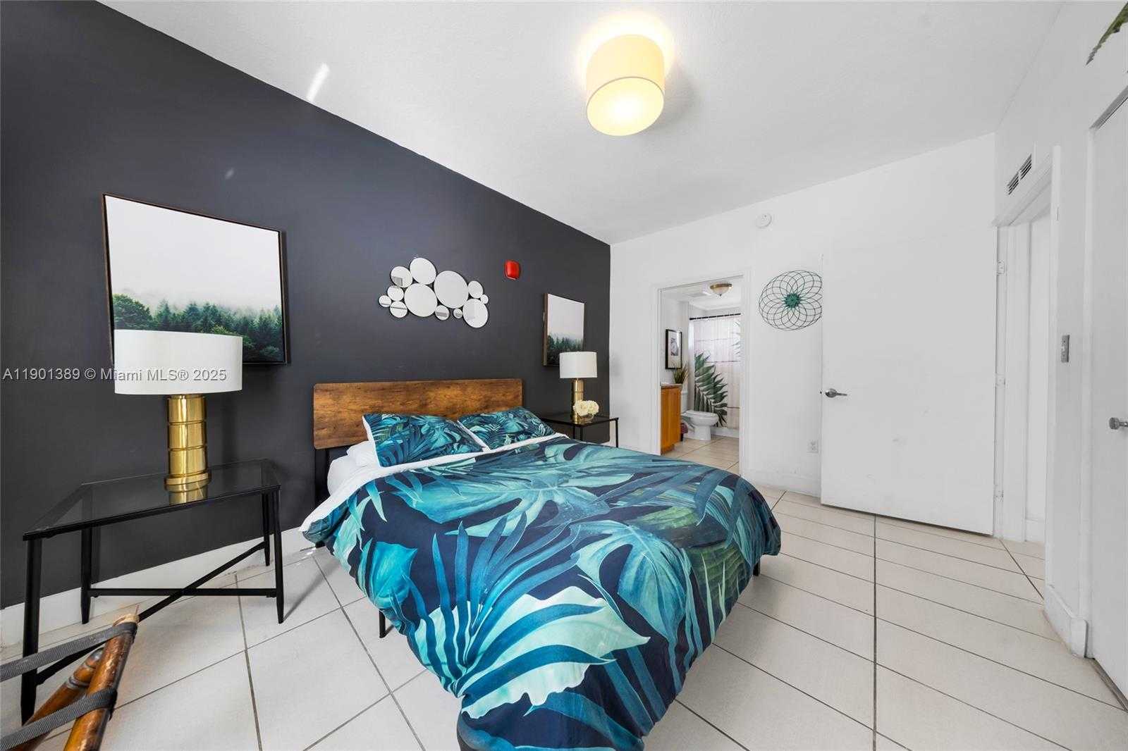 Small Image of 750 SOUTH WEST 2ND ST, Miami Number 52