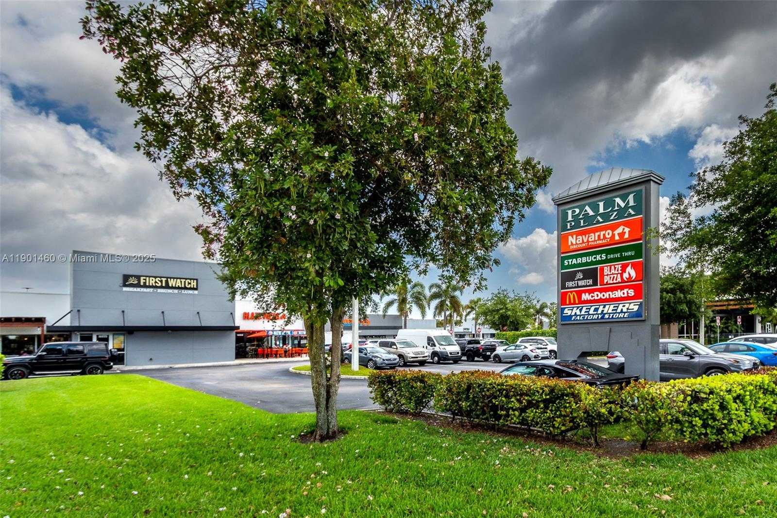 Small Image of 16801 NORTH WEST 67TH AVE #16867, Miami Lakes Number 4
