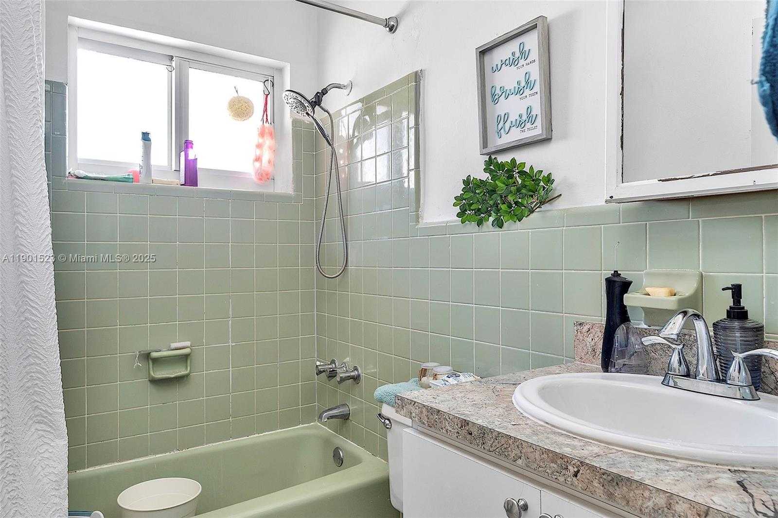 Small Image of 225 SOUTH WEST 18TH AVE, Miami Number 6