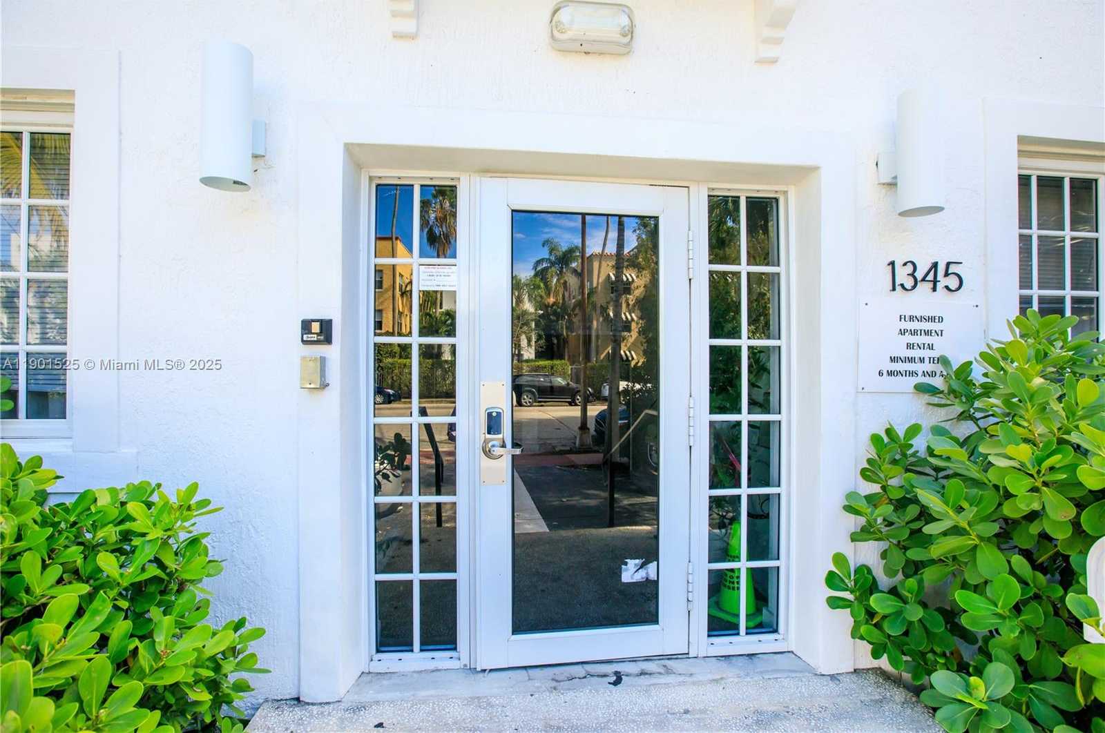Small Image of 1345 PENNSYLVANIA AVE, Miami Beach Number 2
