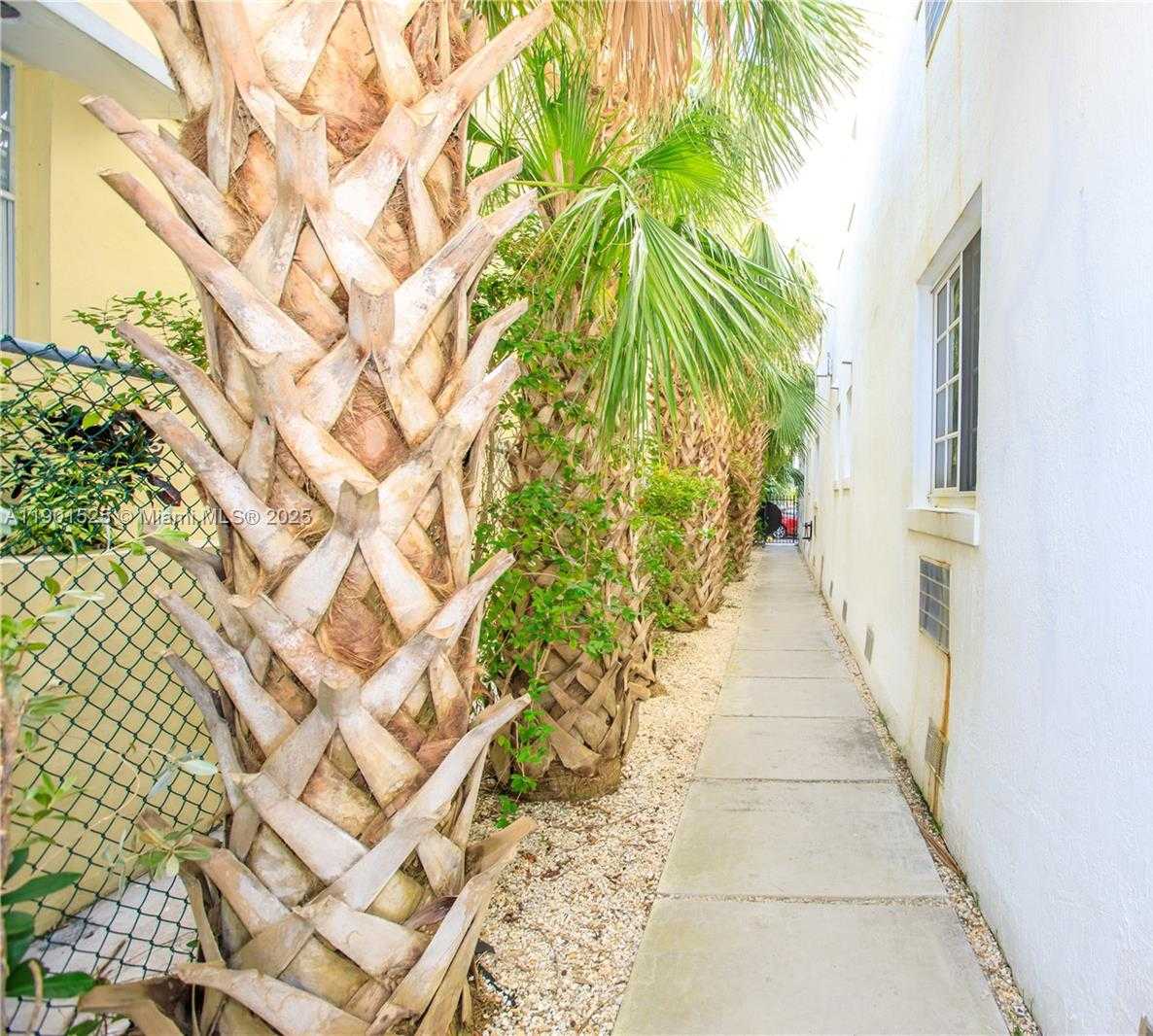 Small Image of 1345 PENNSYLVANIA AVE, Miami Beach Number 7