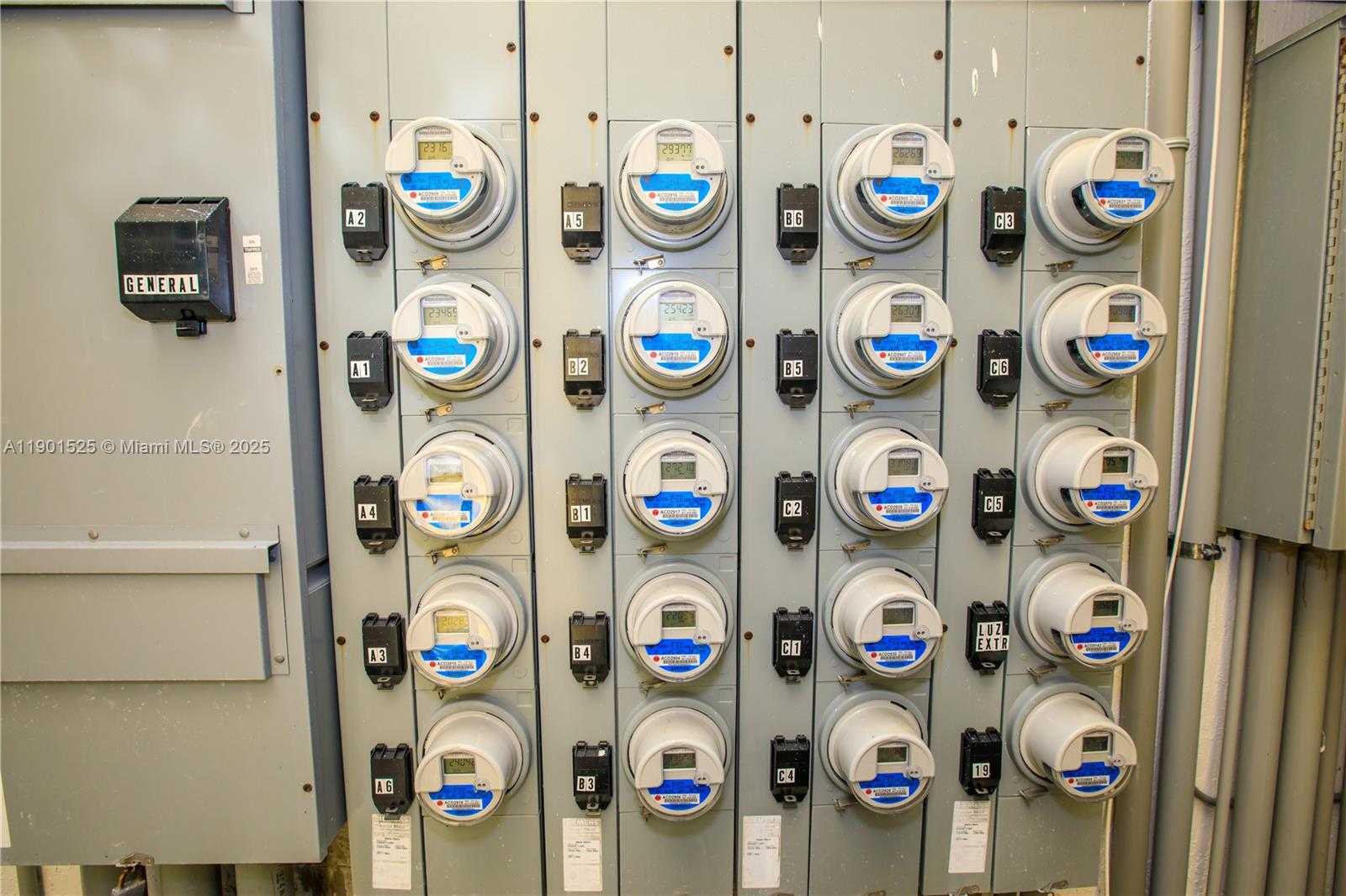 Small Image of 1345 PENNSYLVANIA AVE, Miami Beach Number 9