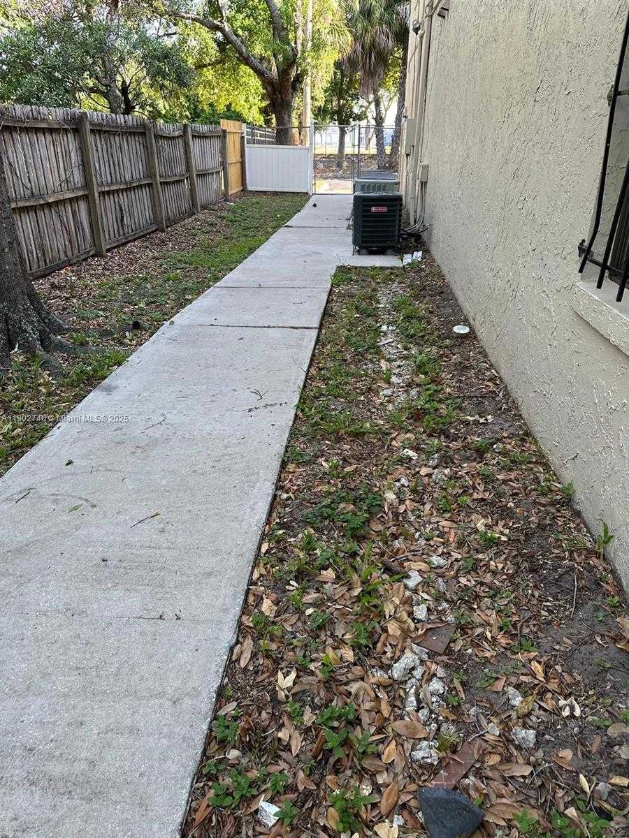 Small Image of 431 VINE STREET #A-104, Kissimmee Number 4