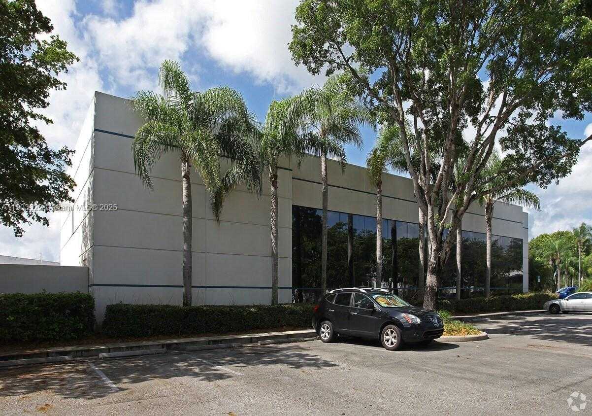 Small Image of 3801 COMMERCE PKWY, Miramar Number 9