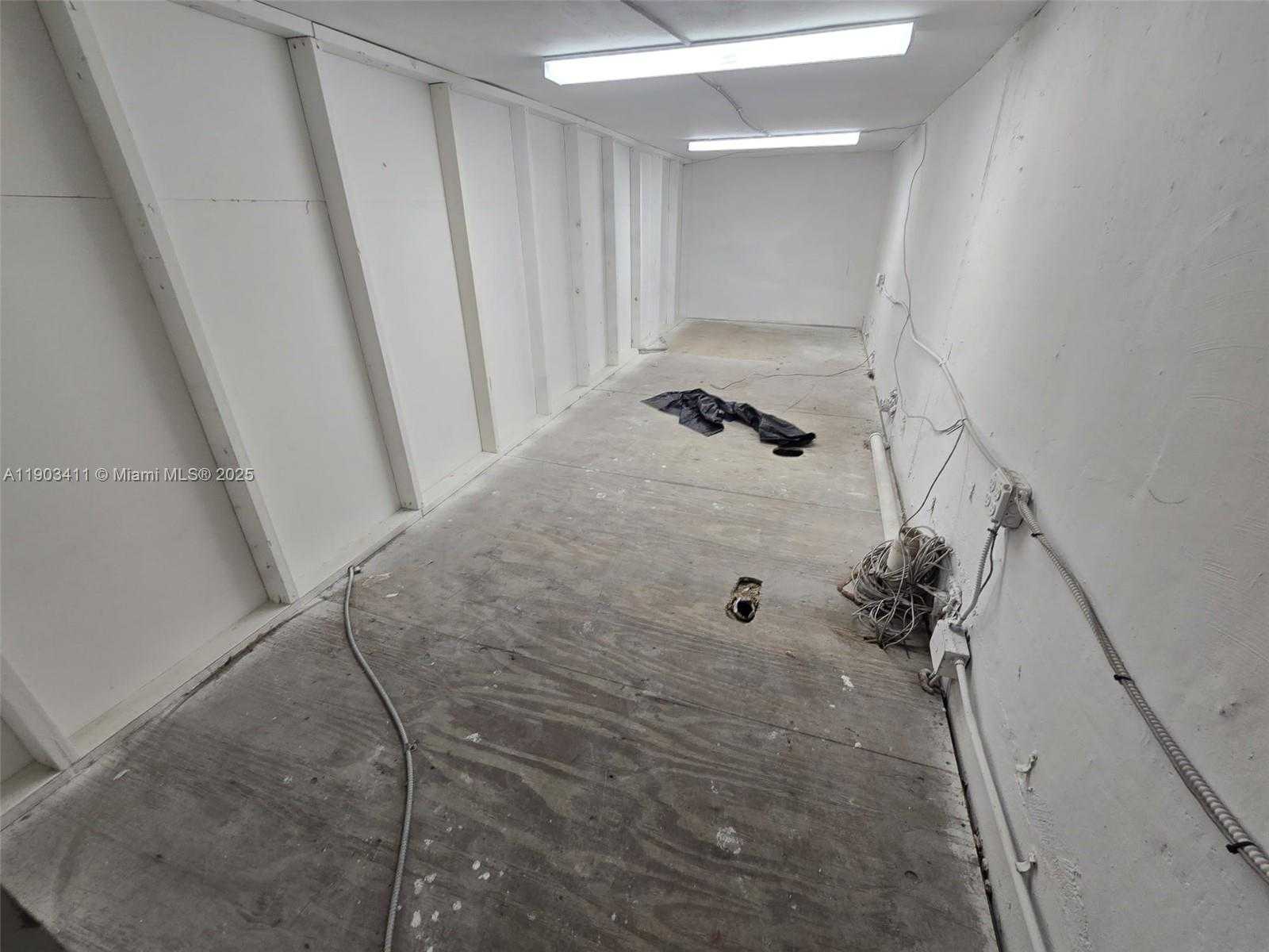 Small Image of 1128 NORTH FEDERAL HWY #Unit 2, Hollywood Number 5