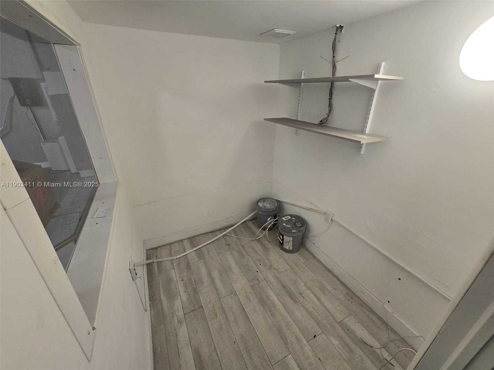 Small Image of 1128 NORTH FEDERAL HWY #Unit 2, Hollywood Number 6