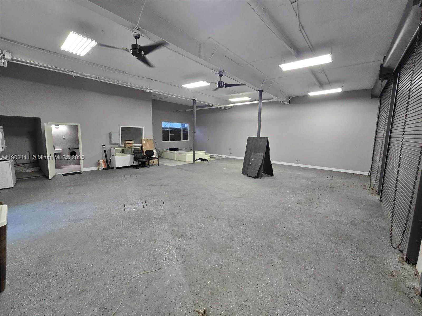 Small Image of 1128 NORTH FEDERAL HWY #Unit 2, Hollywood Number 8