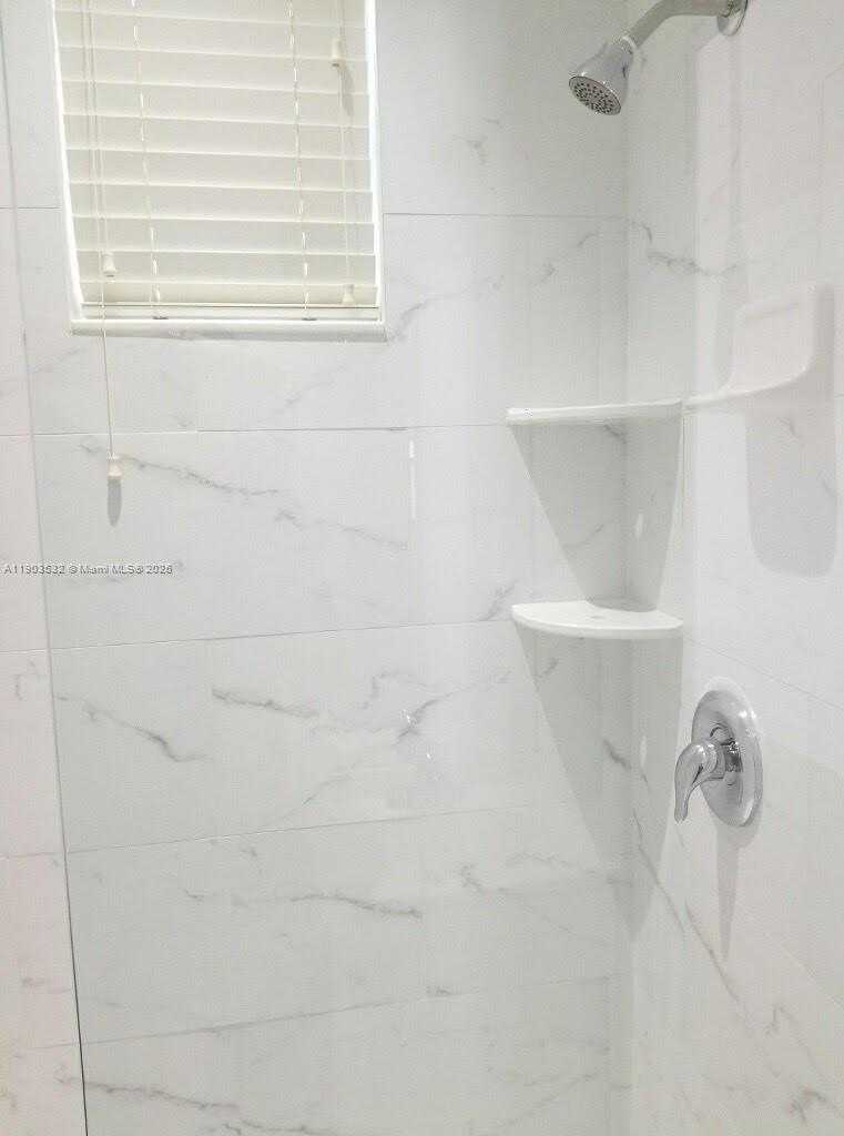 Small Image of 976 NORTH WEST 6TH ST, Miami Number 21