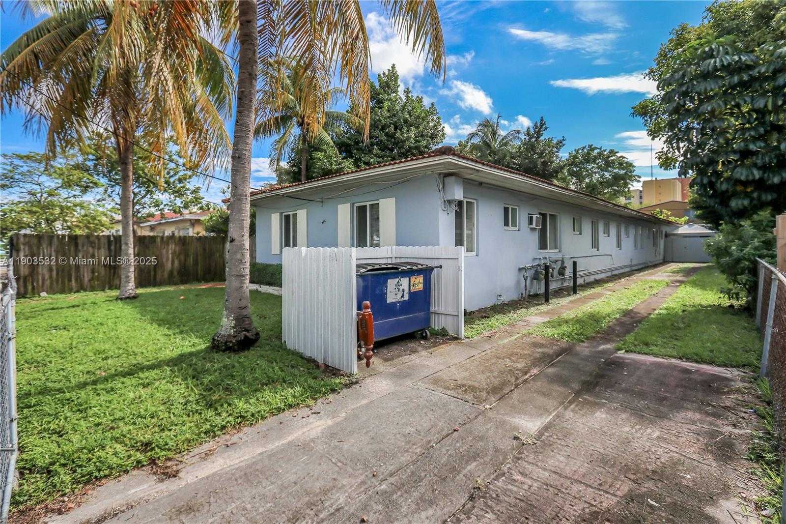 Small Image of 976 NORTH WEST 6TH ST, Miami Number 4