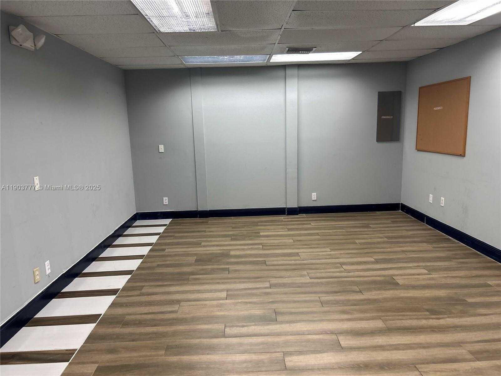 Small Image of 4121 NORTH WEST 5TH ST #100, Plantation Number 14