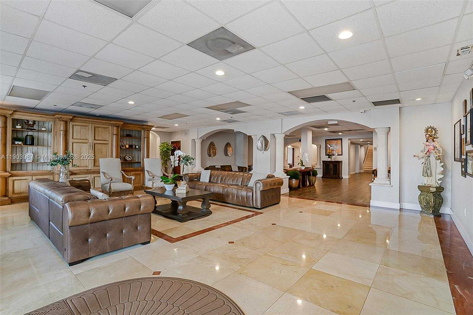 Small Image of 291 NORTH WEST 37TH AVE, Miami Number 12