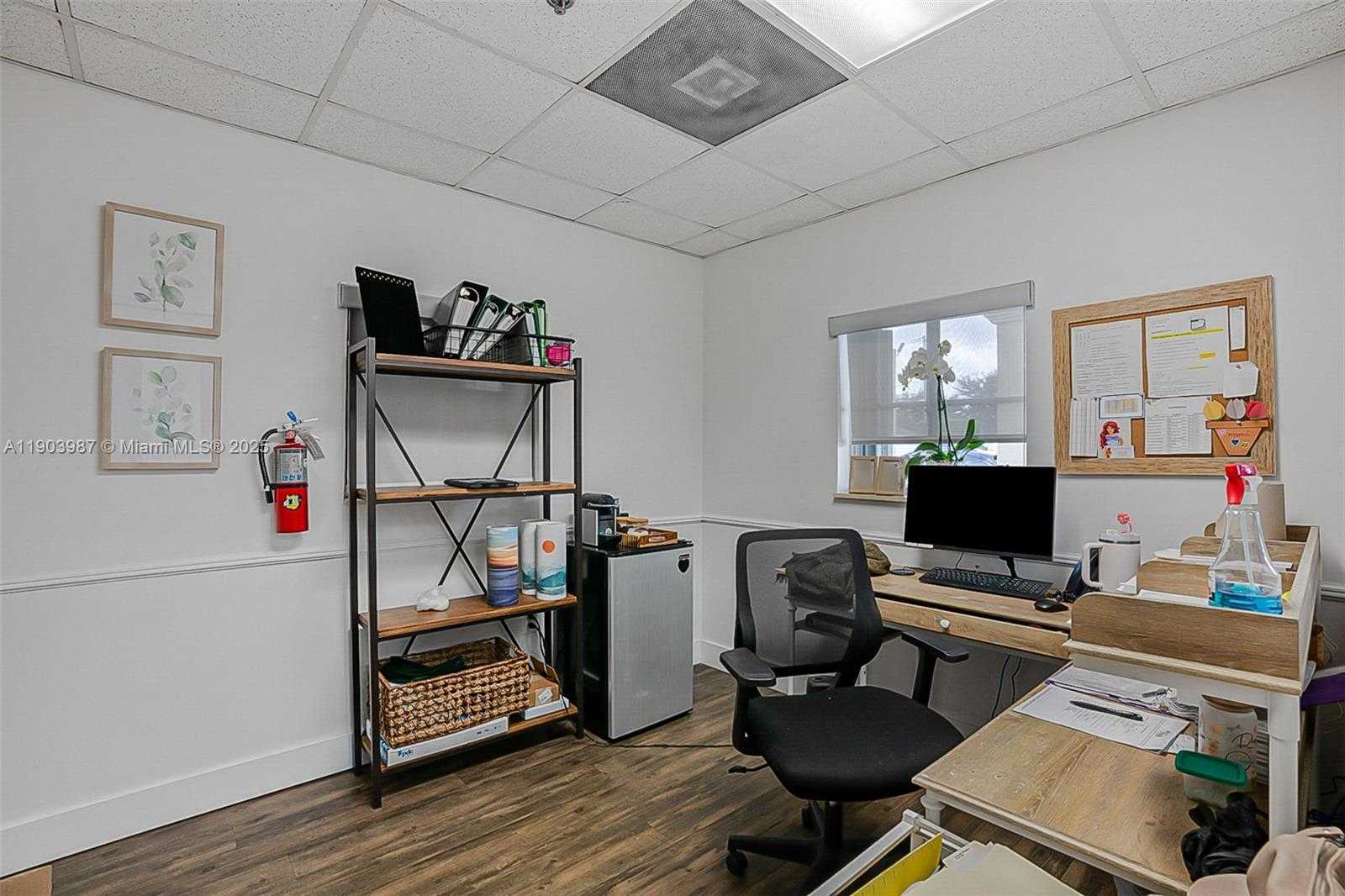 Small Image of 291 NORTH WEST 37TH AVE, Miami Number 19