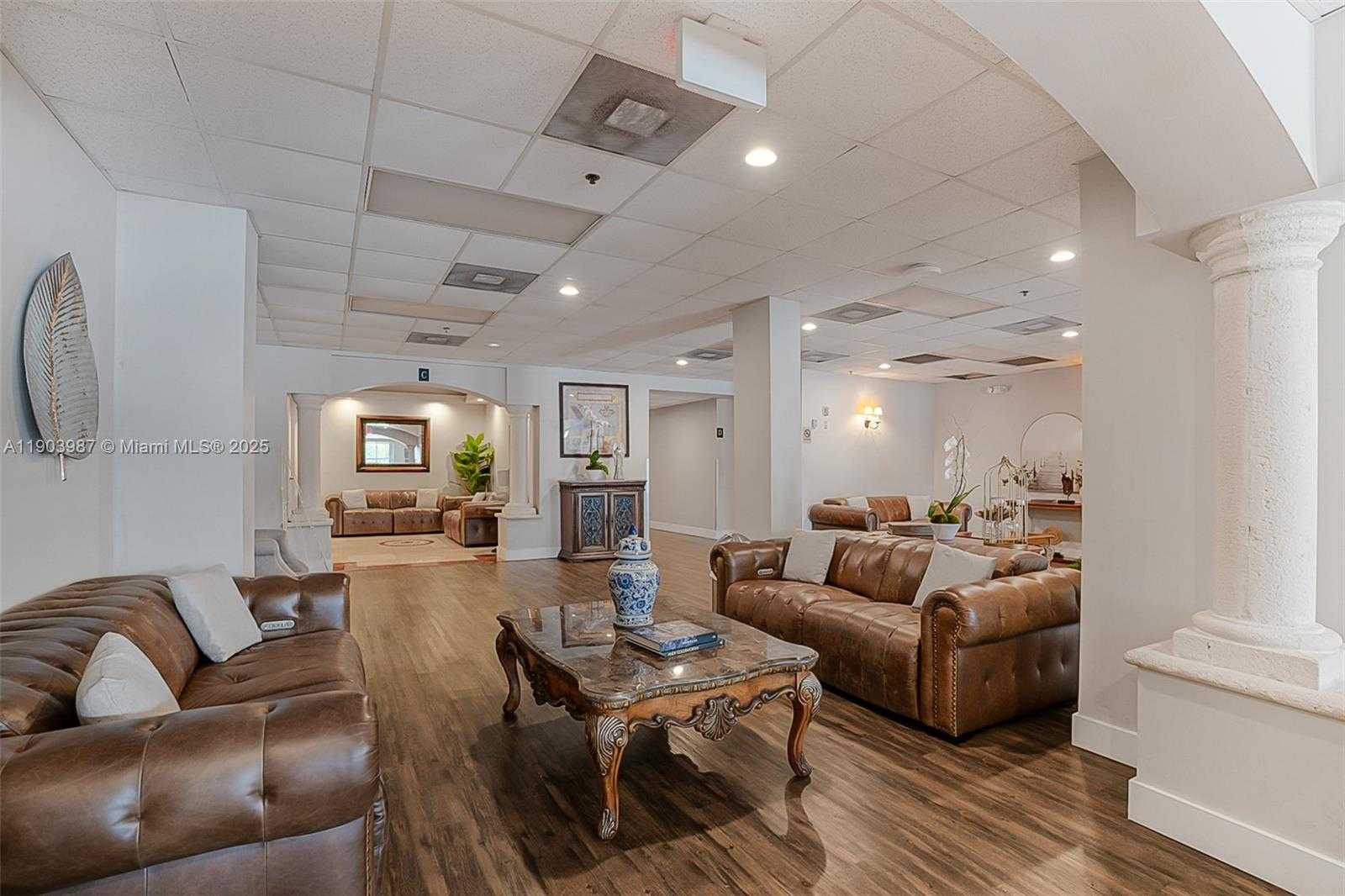 Small Image of 291 NORTH WEST 37TH AVE, Miami Number 22