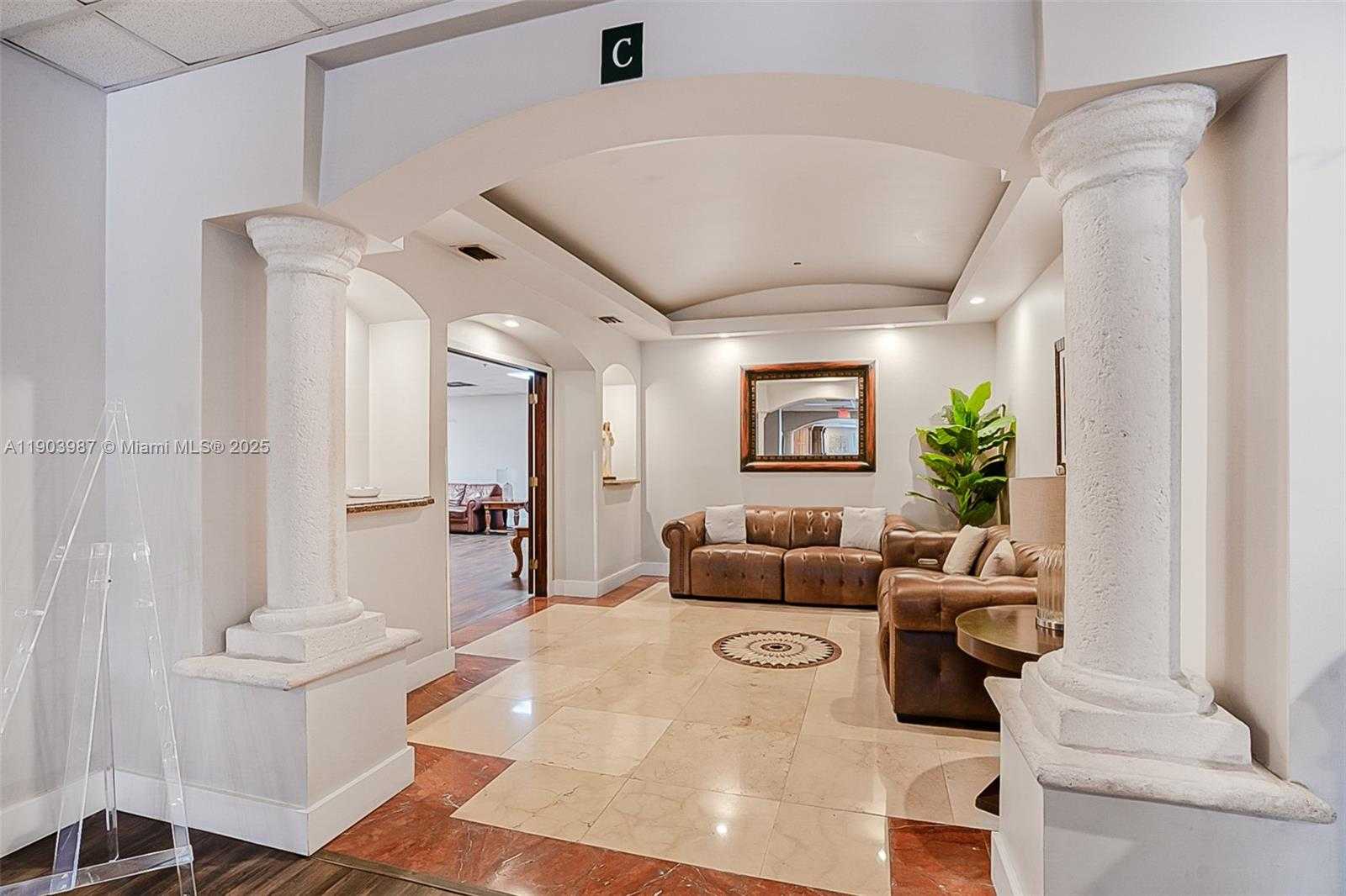 Small Image of 291 NORTH WEST 37TH AVE, Miami Number 25