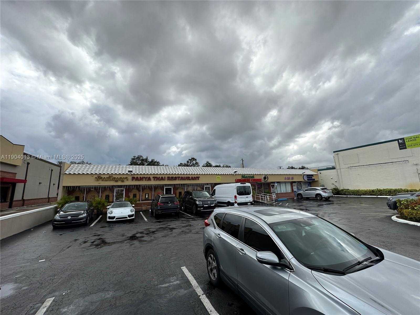 Small Image of 510 NORTH EAST 167TH ST #510, Miami Number 3