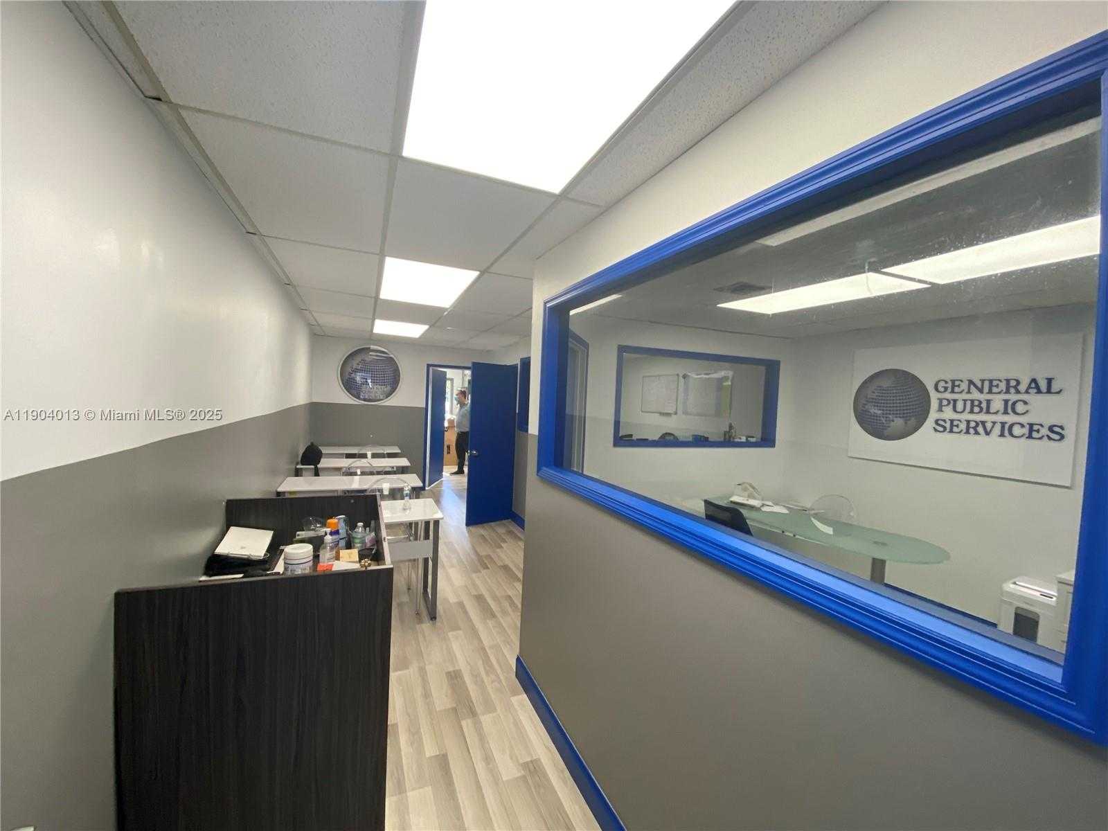 Small Image of 510 NORTH EAST 167TH ST #510, Miami Number 6