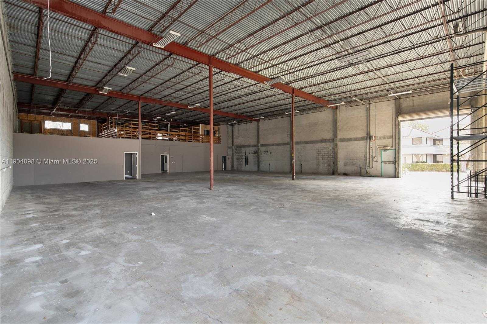 Small Image of 6451 EAST ROGERS CIR, Boca Raton Number 9