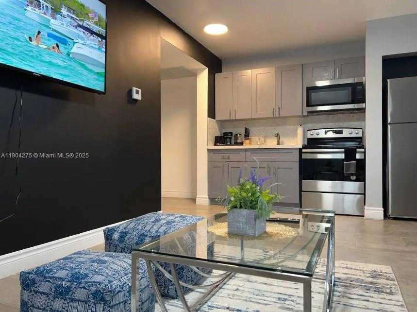 Small Image of 2201 GREENE ST, Hollywood Number 28