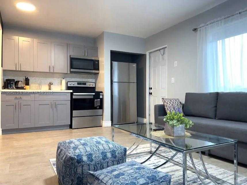 Small Image of 2201 GREENE ST, Hollywood Number 29