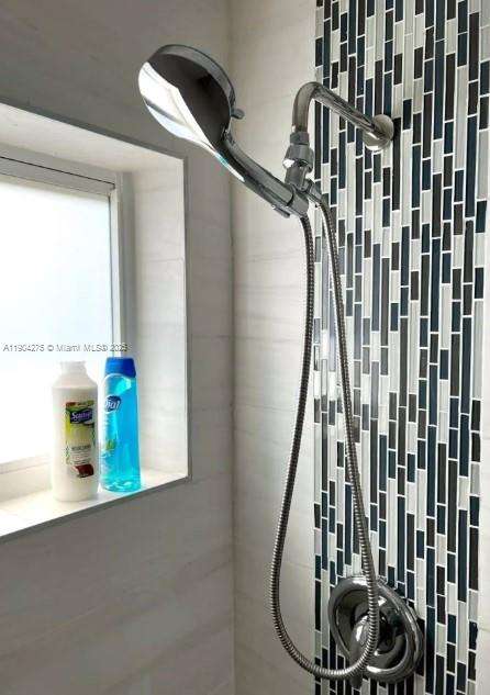 Small Image of 2201 GREENE ST, Hollywood Number 34