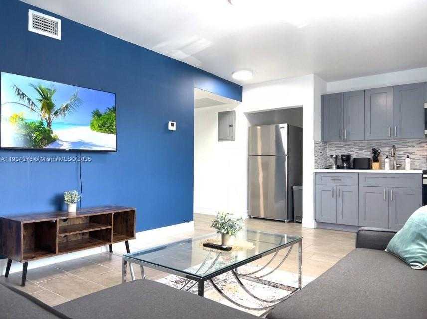 Small Image of 2201 GREENE ST, Hollywood Number 45