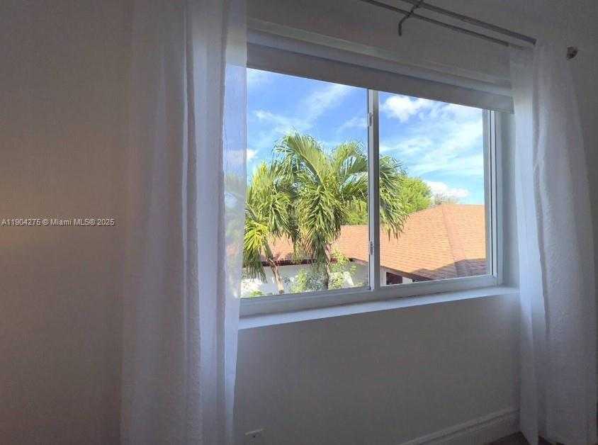 Small Image of 2201 GREENE ST, Hollywood Number 52