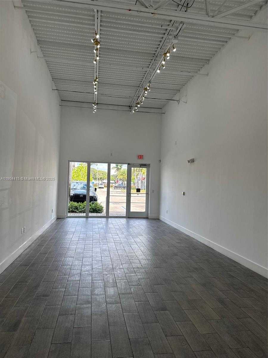 Small Image of 9620 STIRLING RD #103, Cooper City Number 2