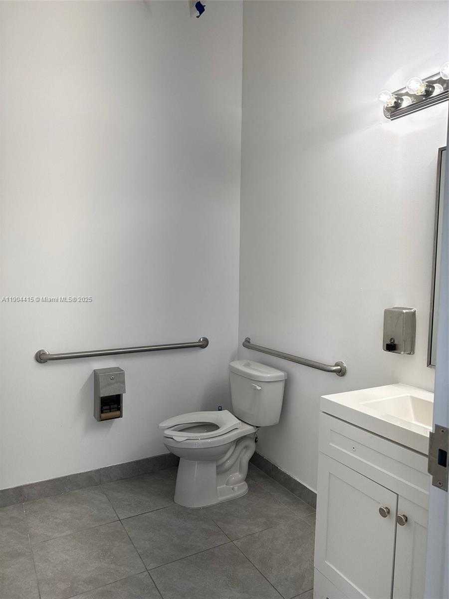 Small Image of 9620 STIRLING RD #103, Cooper City Number 4