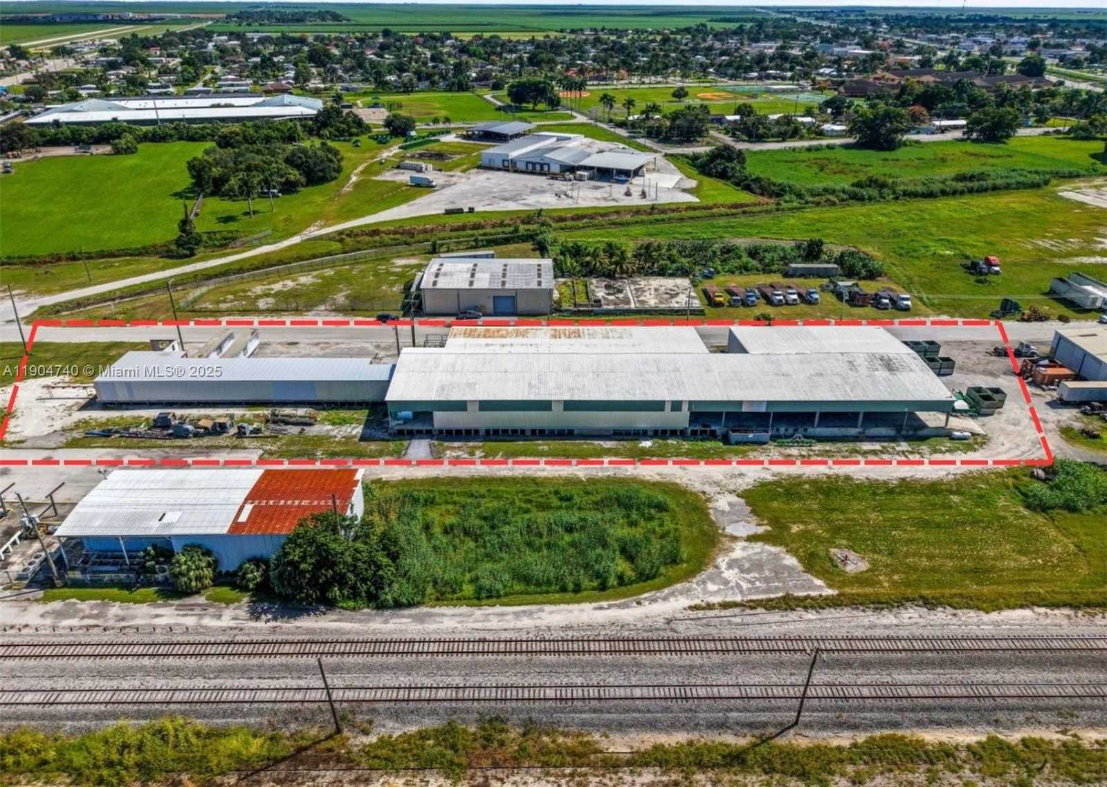 Small Image of 901 NORTH WEST 9TH ST, Belle Glade Number 1