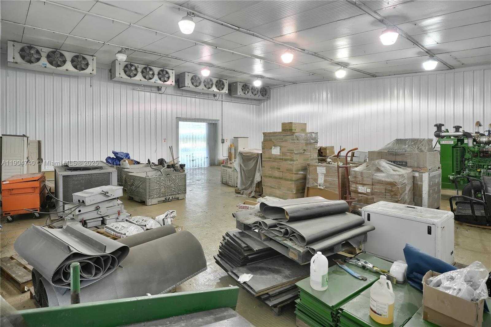 Small Image of 901 NORTH WEST 9TH ST, Belle Glade Number 40