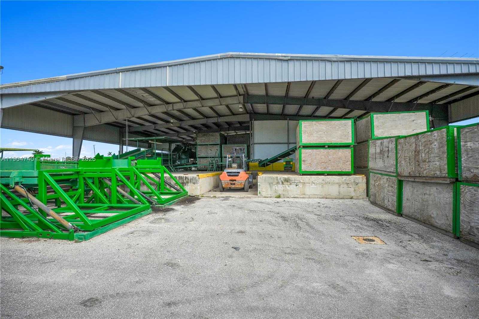 Small Image of 901 NORTH WEST 9TH ST, Belle Glade Number 42