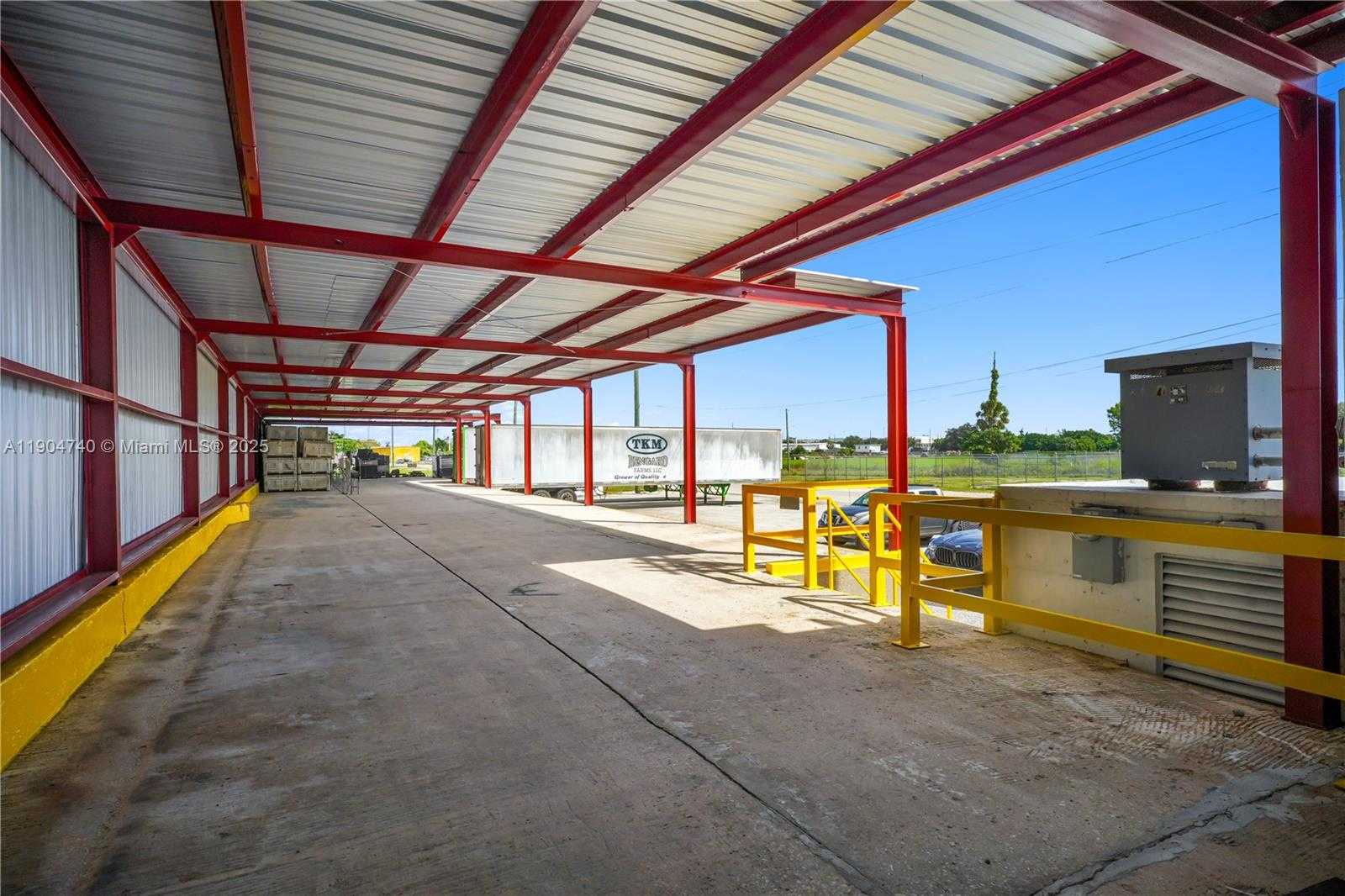 Small Image of 901 NORTH WEST 9TH ST, Belle Glade Number 54