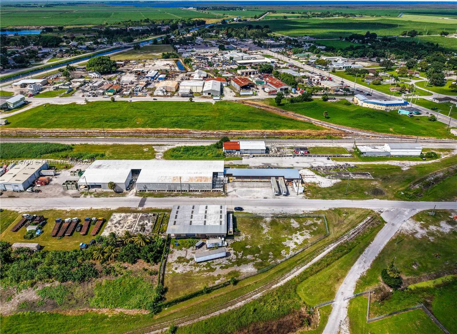 Small Image of 901 NORTH WEST 9TH ST, Belle Glade Number 9