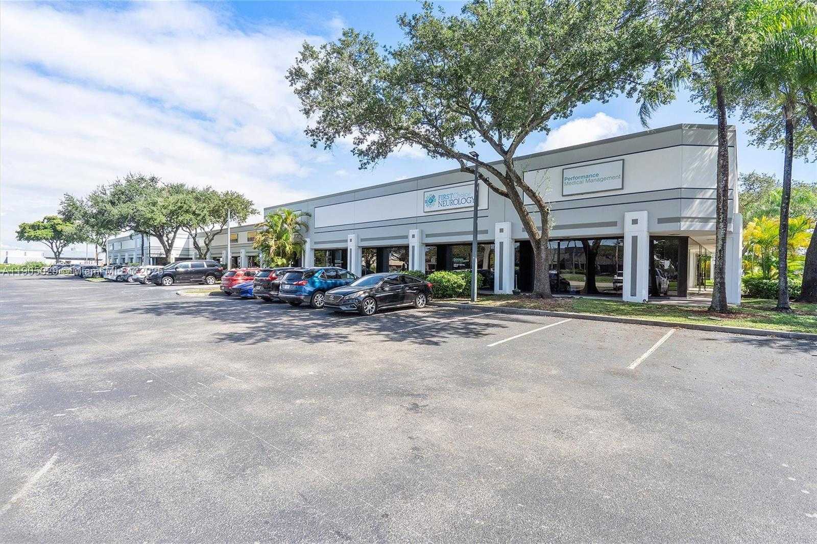 Small Image of 9960 NORTH WEST 116TH WAY #4, Medley Number 1