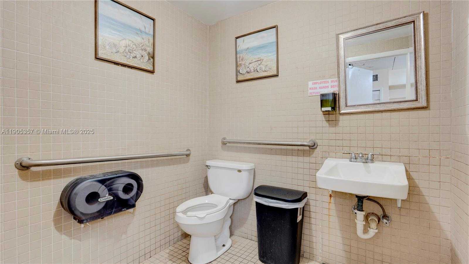 Small Image of 12950 SOUTH WEST 87TH AVE, Miami Number 16