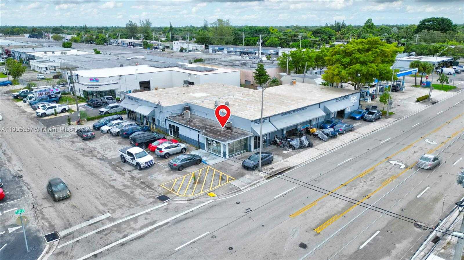 Small Image of 12950 SOUTH WEST 87TH AVE, Miami Number 2