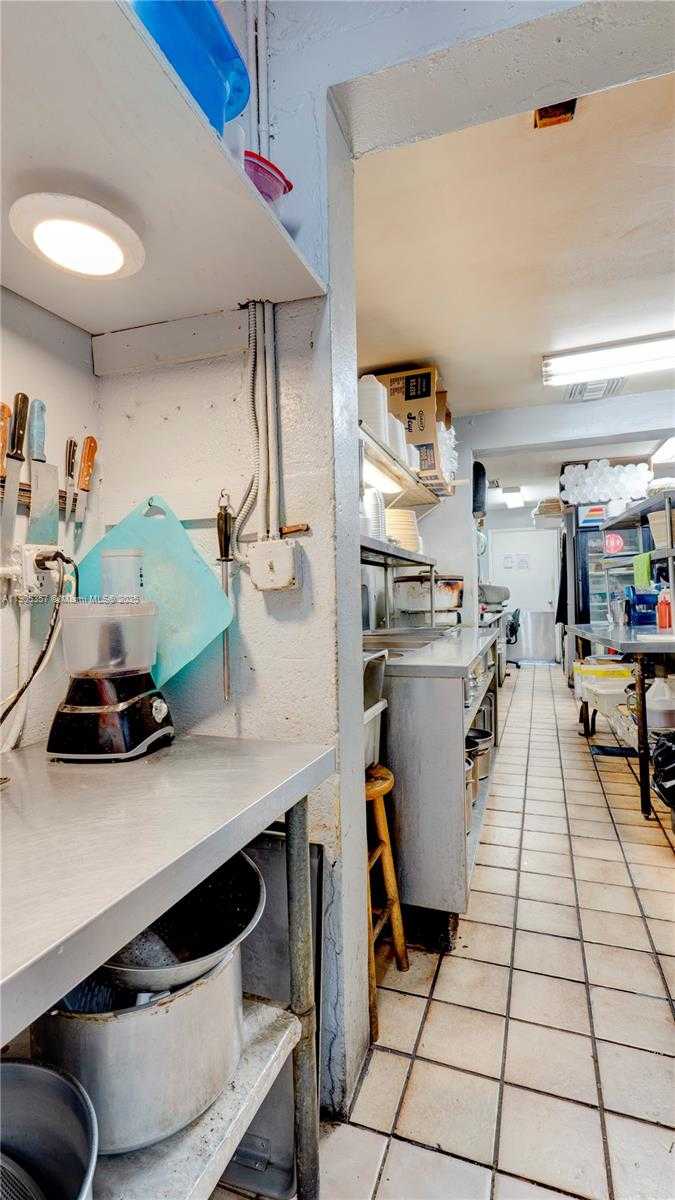 Small Image of 12950 SOUTH WEST 87TH AVE, Miami Number 30