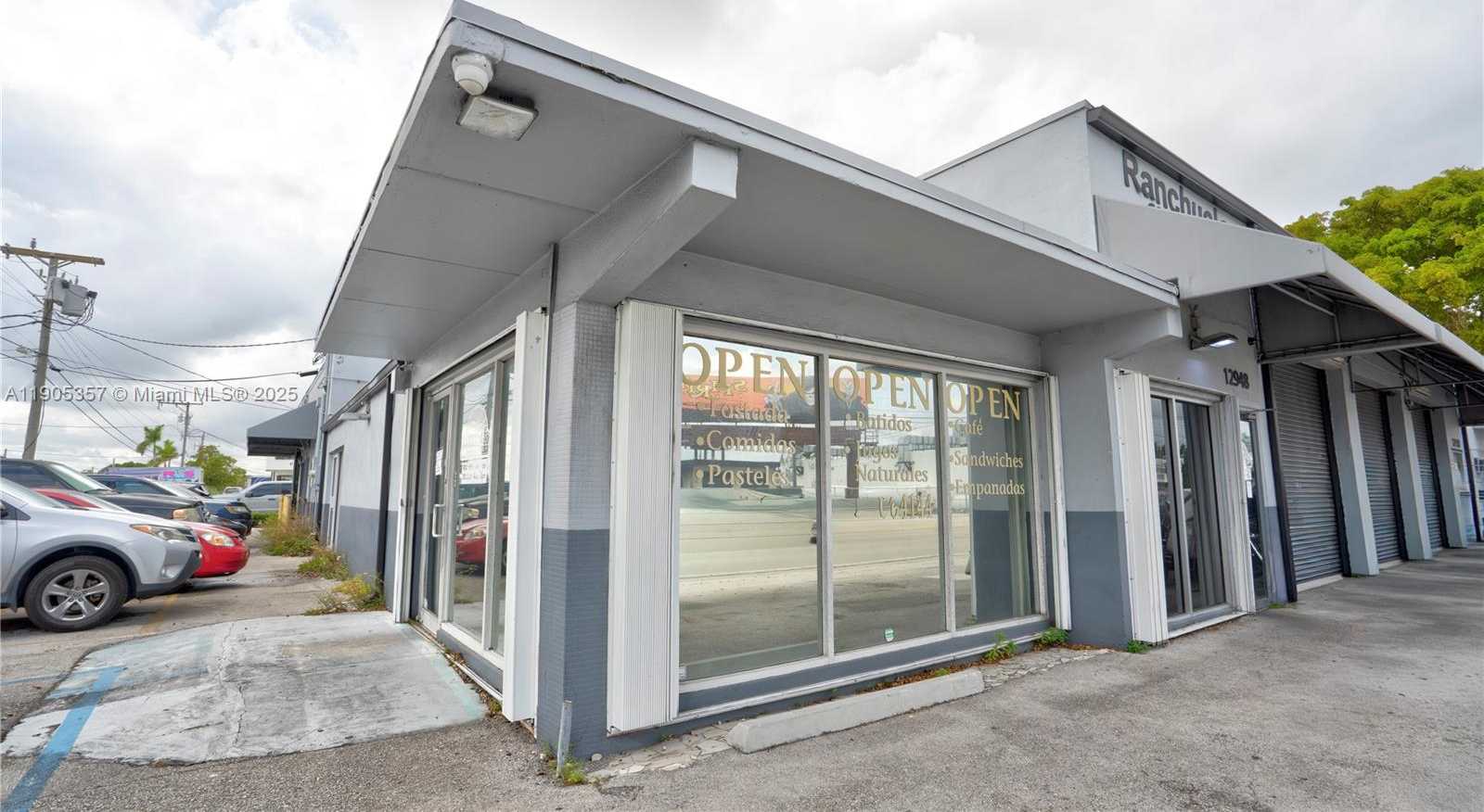 Small Image of 12950 SOUTH WEST 87TH AVE, Miami Number 6
