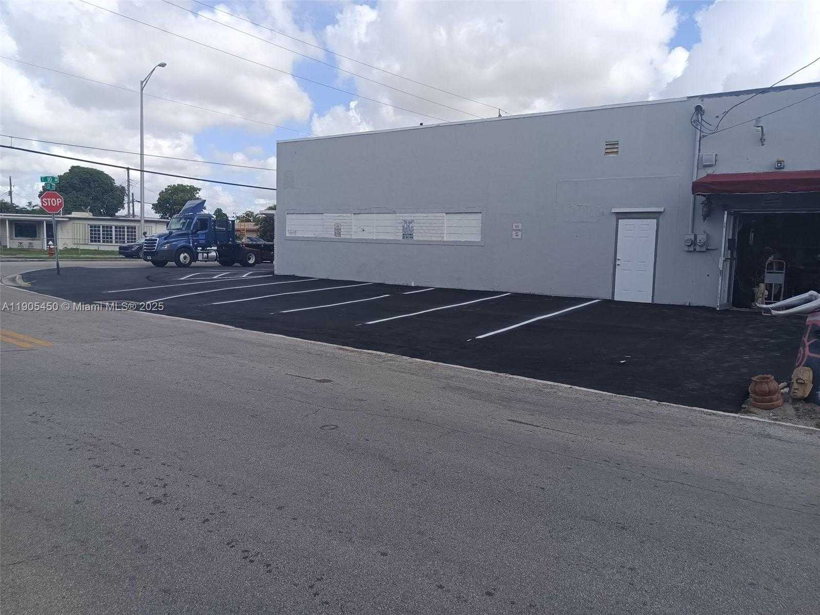 Small Image of 1325 EAST 10TH AVE #2-3, Hialeah Number 3