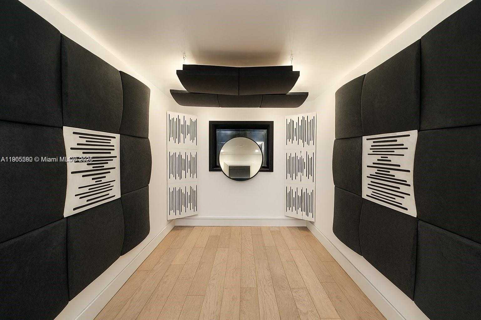 Small Image of 7025 NORTH WEST 7TH AVE ##MAIN, Miami Number 12