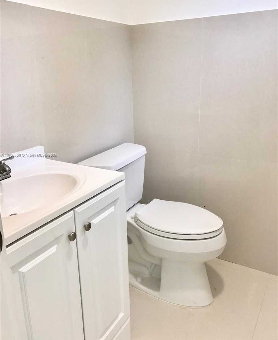 Small Image of 1101 SOUTH WEST 8TH ST #Suite 201, Miami Number 11