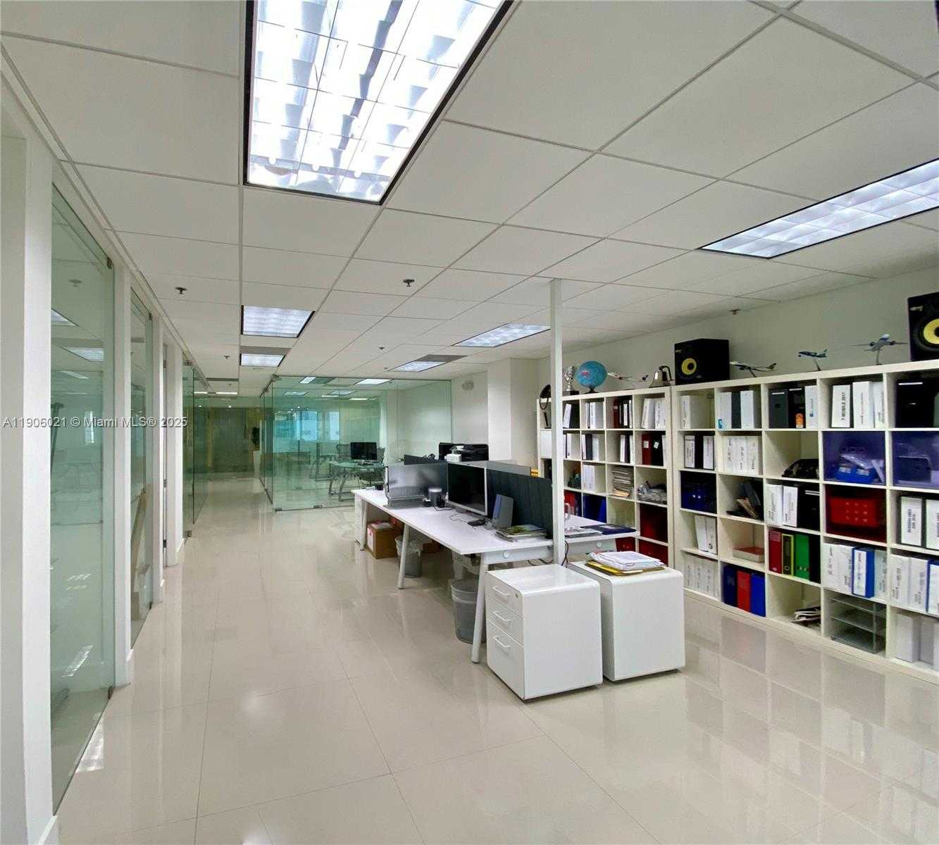 Small Image of 1000 BRICKELL AVE #550, Miami Number 6