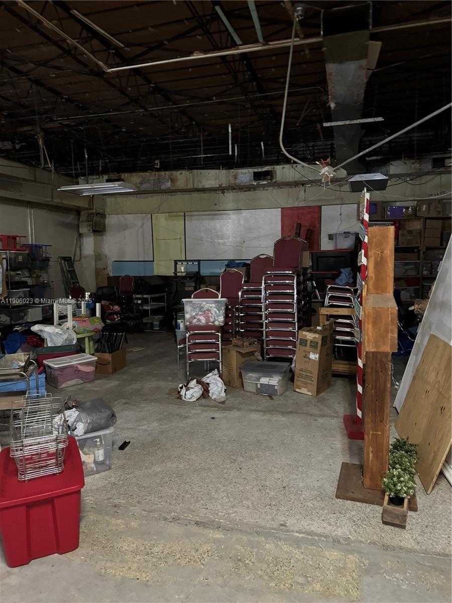 Small Image of 12495 NORTH EAST 2ND AVE, North Miami Number 10