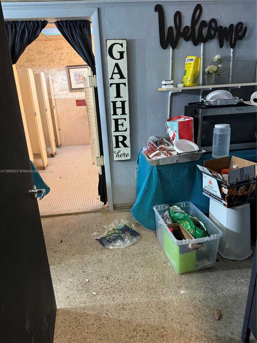 Small Image of 12495 NORTH EAST 2ND AVE, North Miami Number 6