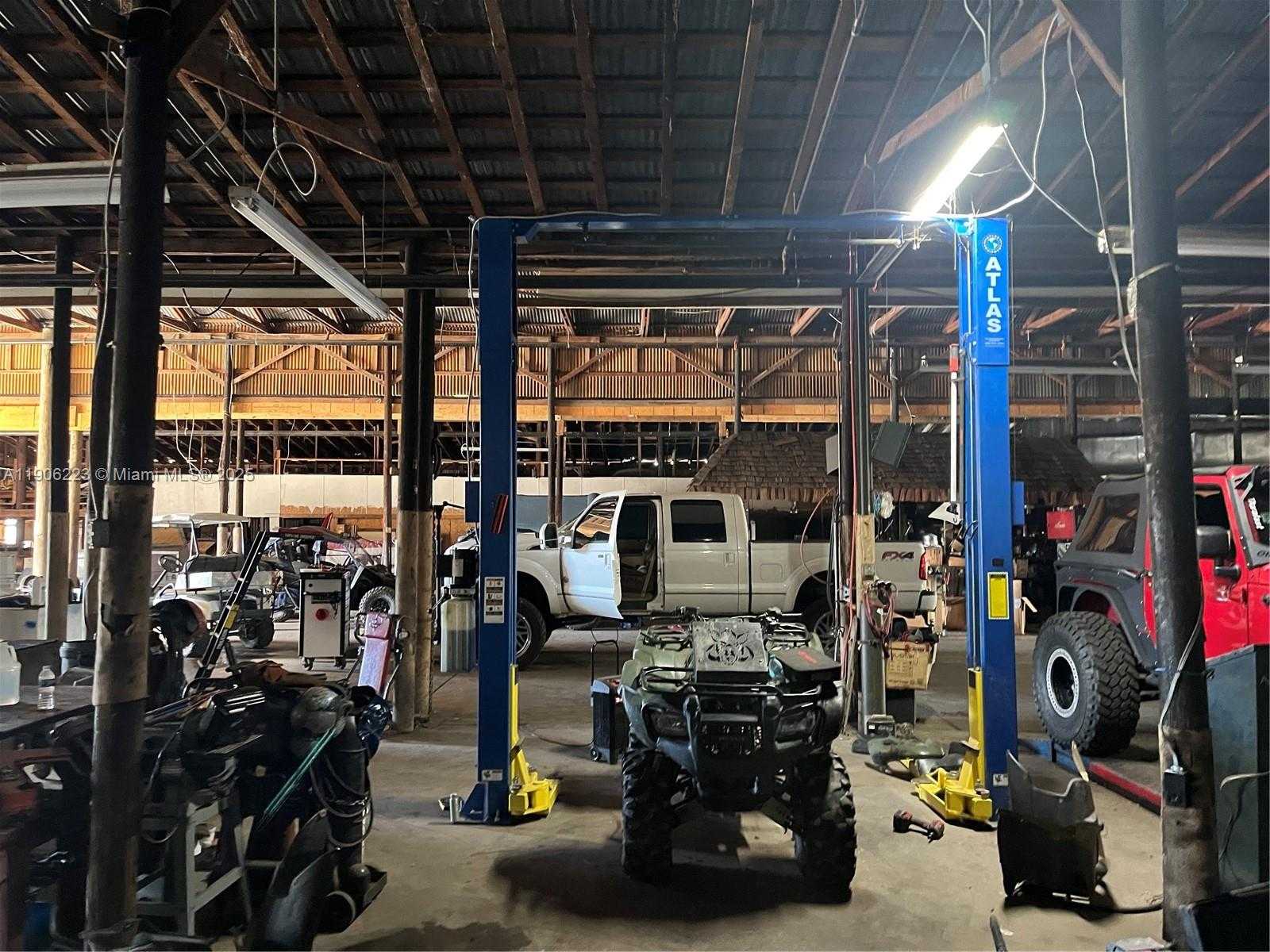 Small Image of 113 MASSACHUSETTS AVE, Other City - In The State Of Florida Number 10