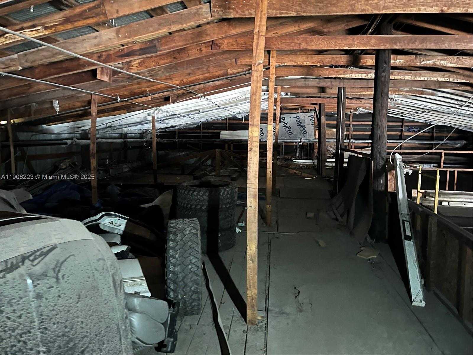 Small Image of 113 MASSACHUSETTS AVE, Other City - In The State Of Florida Number 14