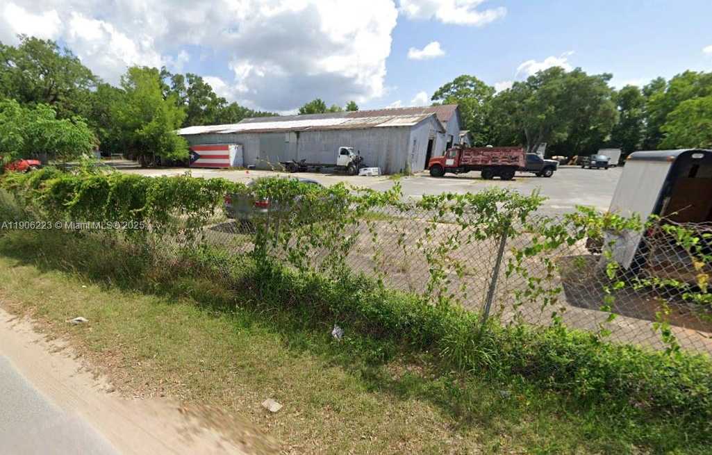 Small Image of 113 MASSACHUSETTS AVE, Other City - In The State Of Florida Number 3