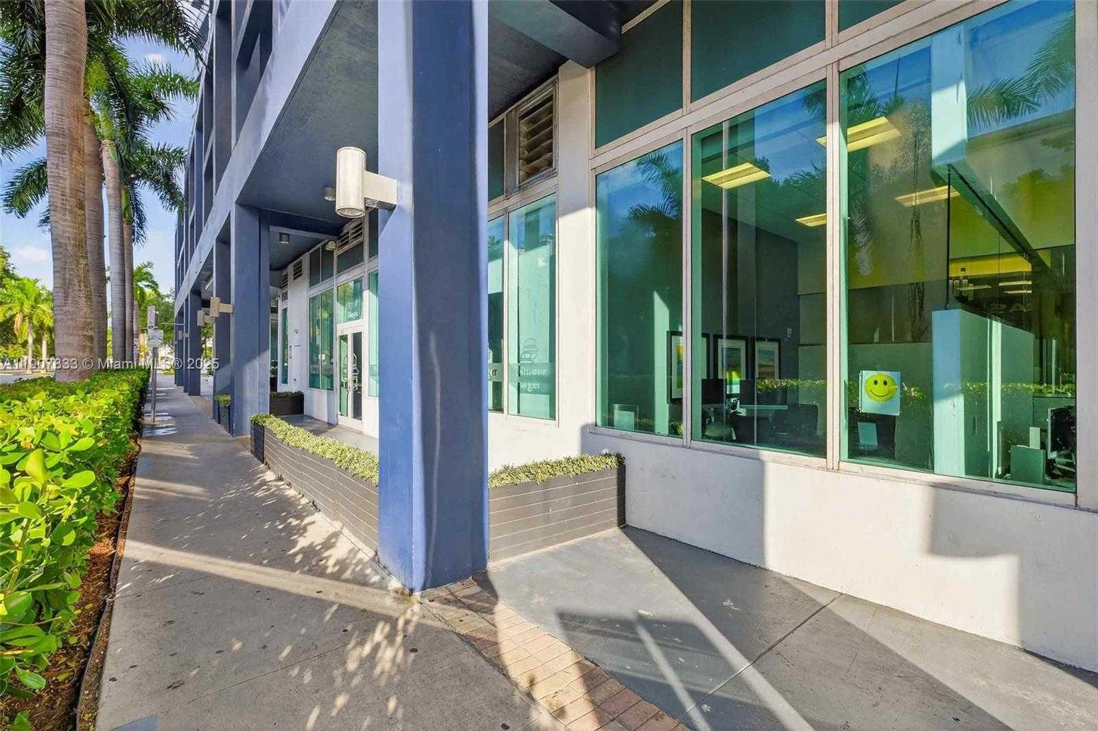 Small Image of 275 NORTH EAST 18TH ST, Miami Number 6