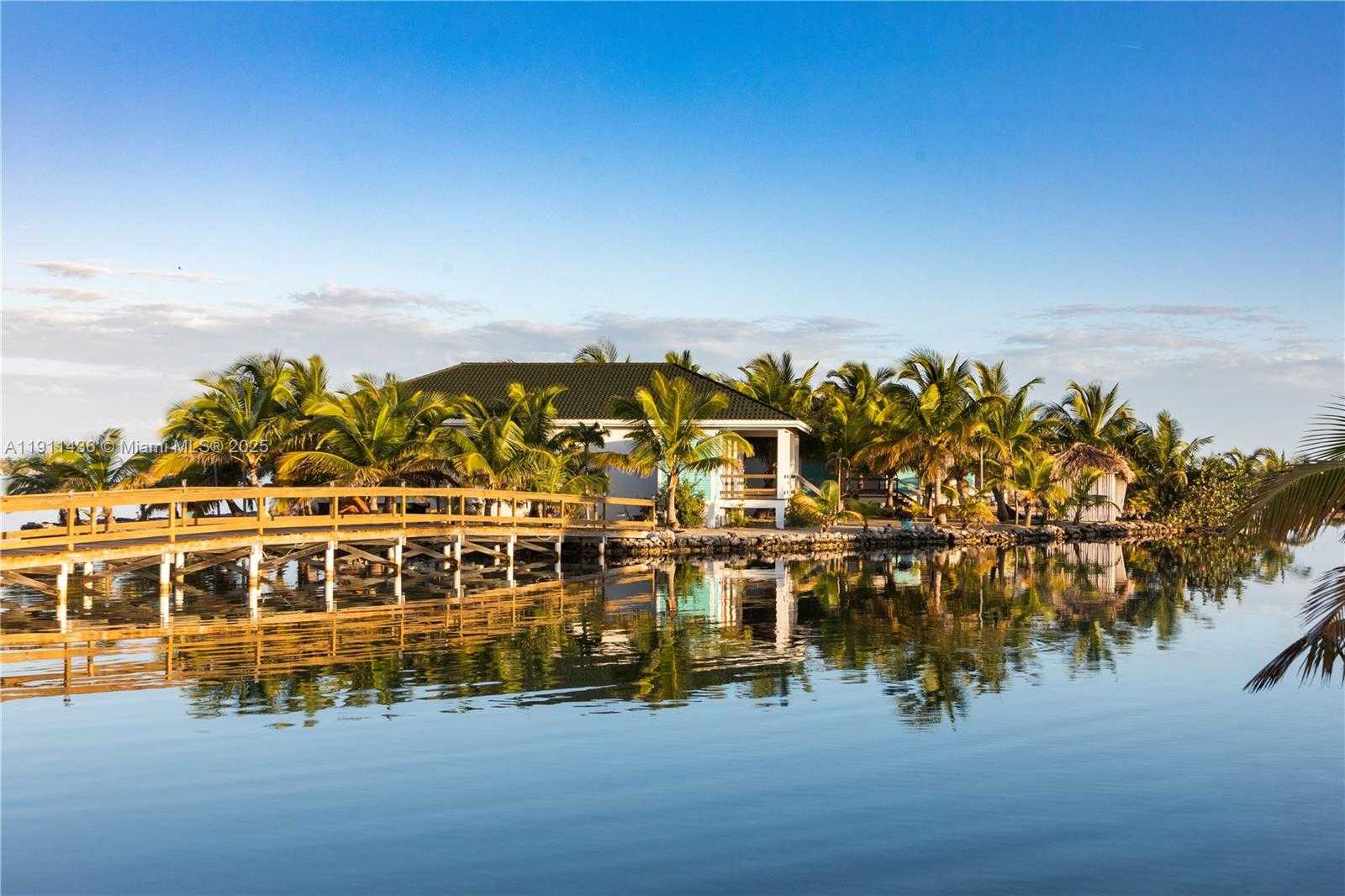 Small Image of 1 WEST AMBERGRIS CAYE, Out of City Number 23