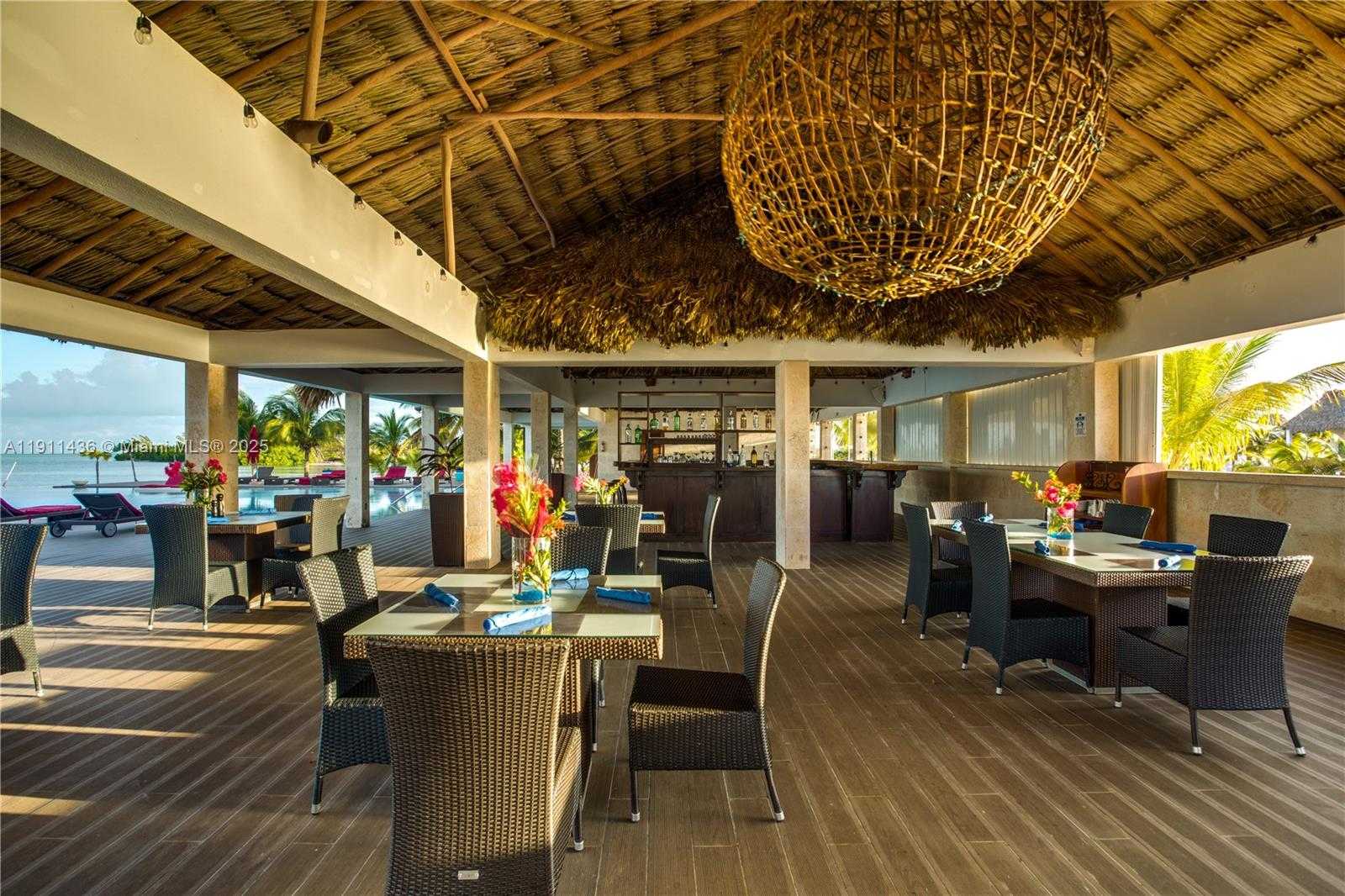 Small Image of 1 WEST AMBERGRIS CAYE, Out of City Number 28